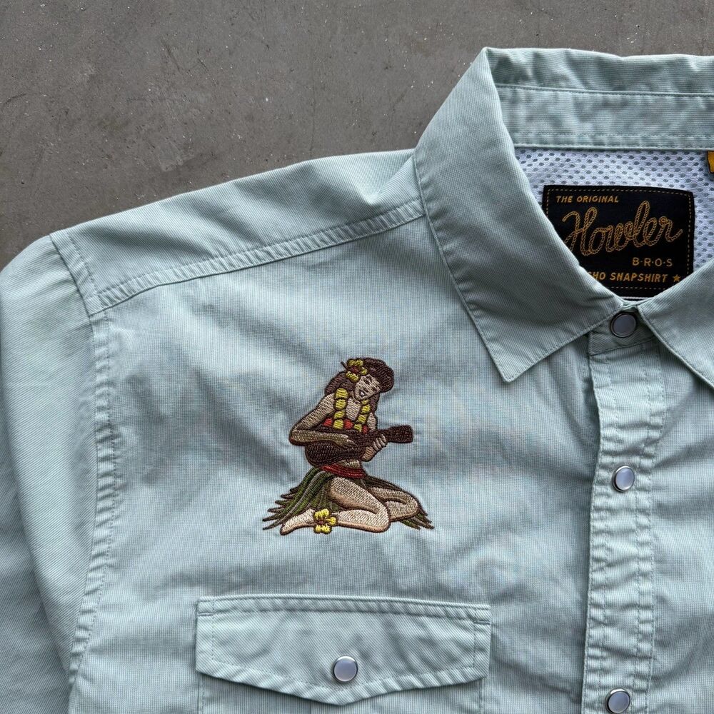 Howler Bros Shirt Sz L Gaucho Snapshirt Hula Girls 10 Year Hawaiian Micro Stripe - Picture 3 of 14